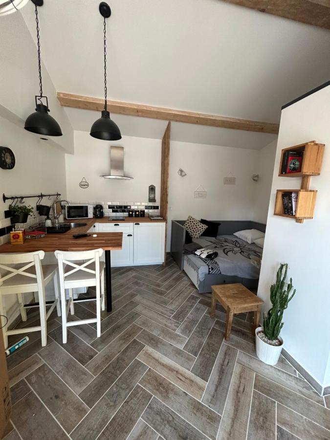 Charmant Studio Dans Villa - Jardin Privatif . La Seyne-sur-Mer Extérieur photo